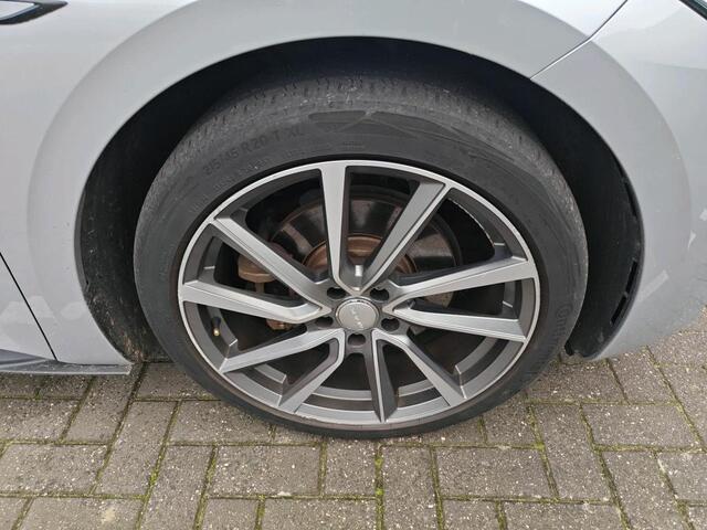 Volkswagen ID.3 Business 58 kWh 204 PK | 20 inch LM velgen | stoelverwarming | Matrix LED koplampen |