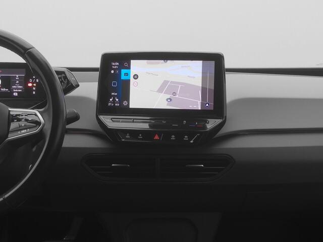 Volkswagen ID.3 First Plus 58 kWh | CAMERA | ADAPTIVE | STOEL- EN STUURVERW. | TREKHAAK