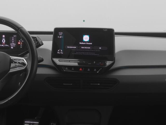 Volkswagen ID.3 First Plus 58 kWh | CAMERA | ADAPTIVE | STOEL- EN STUURVERW. | TREKHAAK