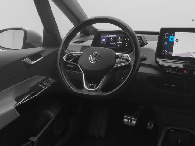 Volkswagen ID.3 First Plus 58 kWh | CAMERA | ADAPTIVE | STOEL- EN STUURVERW.