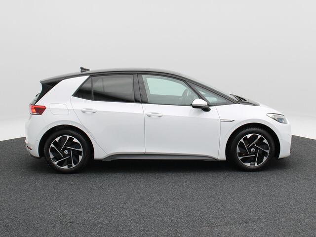 Volkswagen ID.3 Pro Edition 58 kWh 204 Pk | Stoel/Stuur Verwarming | Camera | Adaptive Cruise | Half Leer | 18 Inch | 45.980 Km !!