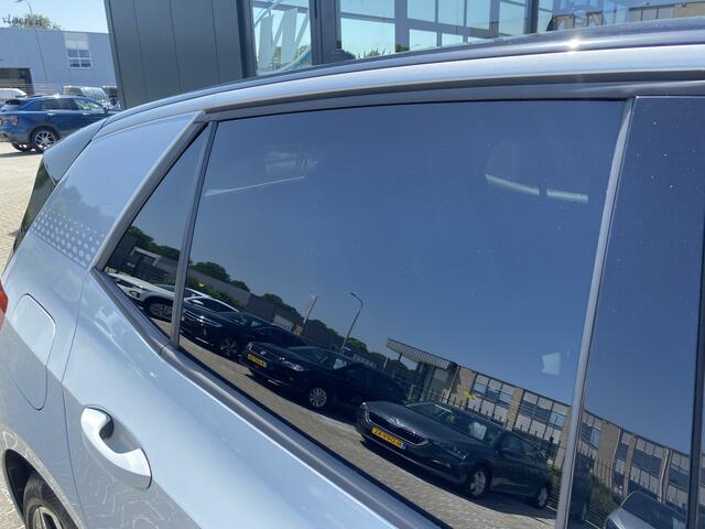 Volkswagen ID.3 First Plus 58 kWh Camera, Adaptive Cruise & IQ Lights