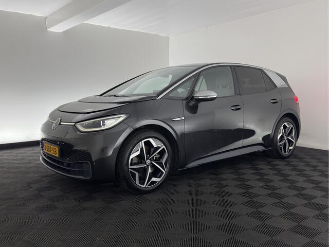 Volkswagen ID.3 First Plus 58 kWh [ 3-Fase-11kW] {SoH-88%} (INCL-BTW) Aut. *FULL-LED | HEATED-COMFORTSEATS | CAMERA | DIGI-COCKPIT | NAVI-FULLMAP | KEYLESS | PRIVACY-GLASS | AMBIENT-LIGHT | ECC | PDC | CRUISE | 19''ALU*