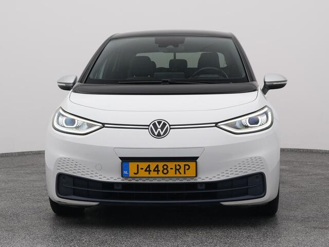 Volkswagen ID.3 First Plus 58 kWh | CAMERA | ADAPTIVE | STOEL- EN STUURVERW.