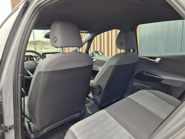 Volkswagen ID.3 Pure Performance 45 kWh 150pk | BTW | Navi | Cruise | Carplay | 19''