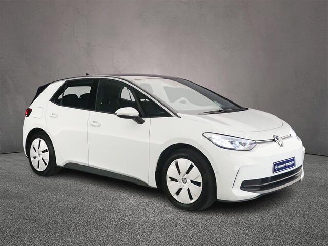 Volkswagen ID.3 Pure Oranje Edition 170pk Automaat Adaptive cruise control, Achteruitrijcamera, Navigatie, LED koplampen, Stuurwiel verwarmd, Parkeersensoren, App connect