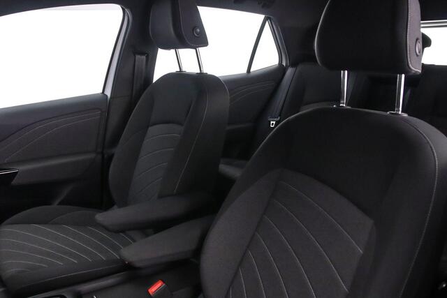 Volkswagen ID.3 Pure Oranje Edition 170pk Automaat Adaptive cruise control, Parkeersensoren, Navigatie, App connect, LED koplampen, Stoelverwarming