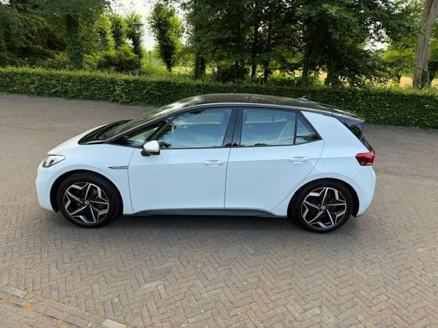 Volkswagen ID.3 Pro S 77 kWh SOH 93,4% Warmtepomp/Massagestoelen/Camera/Fabrieksgarantie