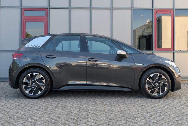 Volkswagen ID.3 First 58kWh SOH 91% Apple CarPlay / Android Auto