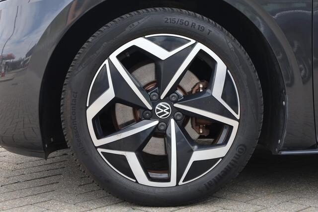 Volkswagen ID.3 First Plus 58 kWh 204PK / 150kW, NL auto, 1e eigenaar nieuw door ons geleverd en onderhouden, LED Matrix (IQ.Lights), keyless start & entry, achteruitrijcamera (rear view), parkeersensoren voor en achter (pdc), stoel- en stuurwiel verwarming, adaptieve cr