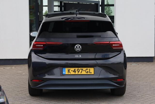 Volkswagen ID.3 First Plus 58 kWh 204PK / 150kW, NL auto, 1e eigenaar nieuw door ons geleverd en onderhouden, LED Matrix (IQ.Lights), keyless start & entry, achteruitrijcamera (rear view), parkeersensoren voor en achter (pdc), stoel- en stuurwiel verwarming, adaptieve cr