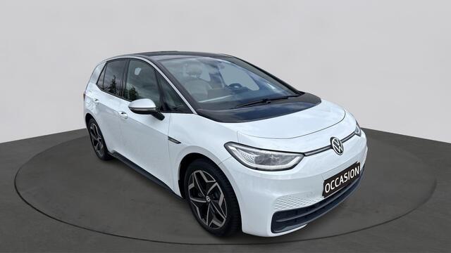 Volkswagen ID.3 First Plus 58 kWh Navigatie,stoelverwarming ,cruise controll, appconnect