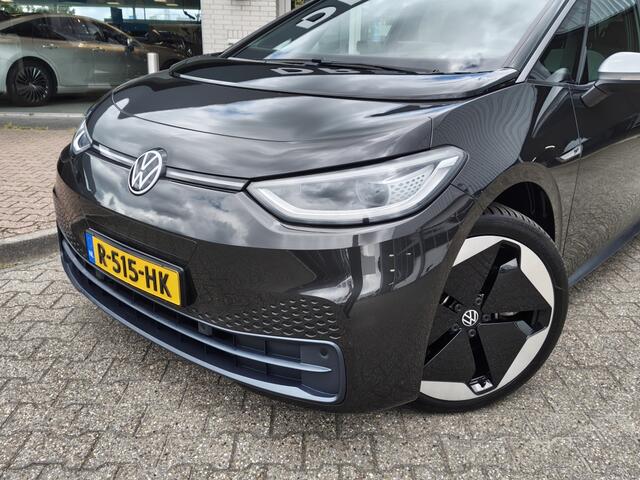 Volkswagen ID.3 First Plus 58 kWh | SOH 87,1 % | Pano | Stoelverwarming | El. Verstelbare stoelen