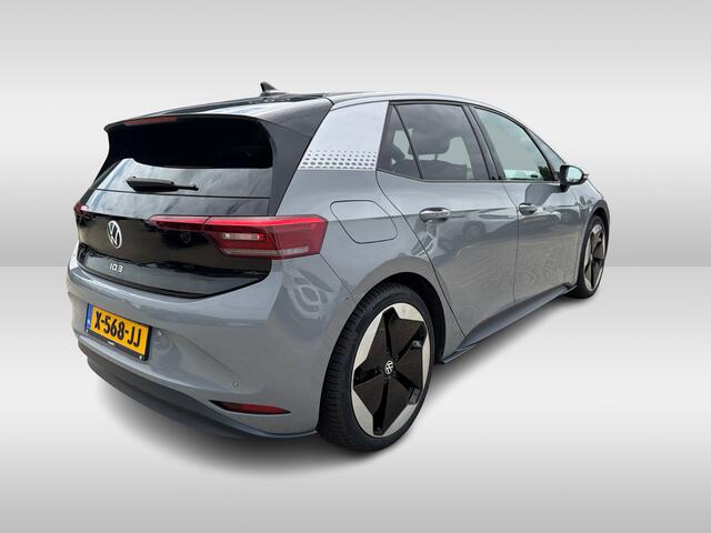 Volkswagen ID.3 First Max 58 kWh / Full option! / Panoramadak / Camera / Head-up / Keyless / 20'' / ACC / Dodehoek / Elektr. stoelen / Massage / Navigatie / Stuurverwarming