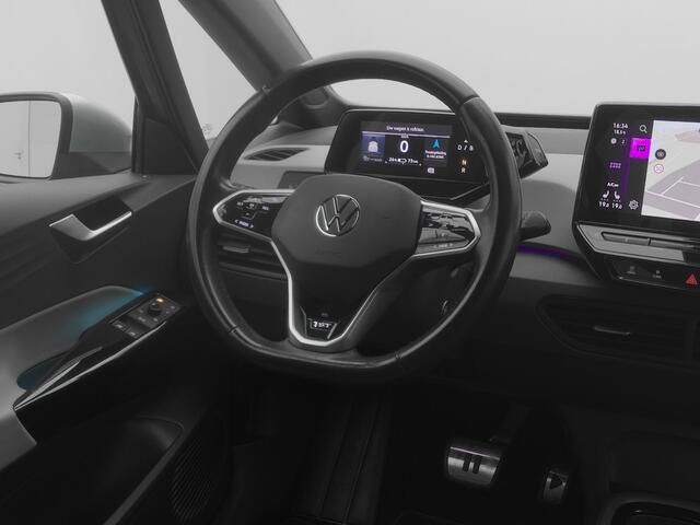 Volkswagen ID.3 First Plus 58 kWh | CAMERA | ADAPTIVE | STOEL- EN STUURVERW.