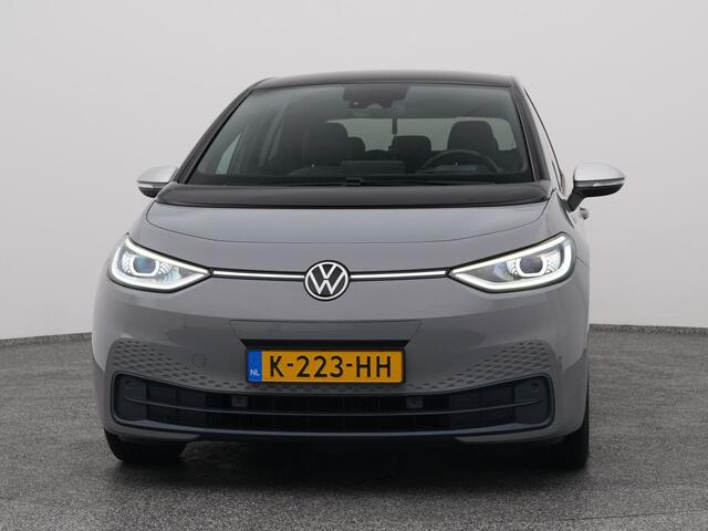 Volkswagen ID.3 First Plus 58 kWh | CAMERA | ADAPTIVE | STOEL- EN STUURVERW.