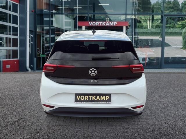 Volkswagen ID.3 PRO PERFORMANCE 1ST PDC/ACC/STOEL+STUURVERW/NAVI/CARPLAY