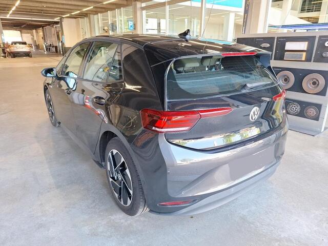 Volkswagen ID.3 Life 58 kWh 145pk / Navigatie / Camera / App Connect / Wordt verwacht