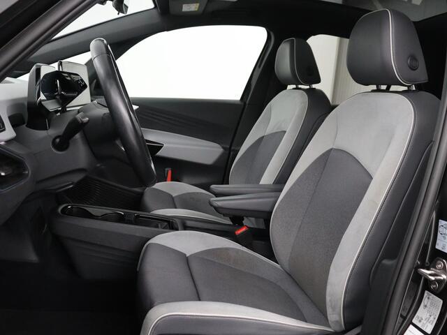 Volkswagen ID.3 Pro 58 kWh | SOH 94.5% | Panoramadak | Stuur/stoel verwarming | Adaptive cruise | 360 camera | Carplay | Massage stoelen | Climate control | Sfeerverlichting | Warmtepomp