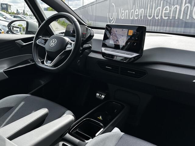 Volkswagen ID.3 First Plus 58 kWh 204pk / Matrix-LED / Stoel/Stuurverw. / Camera / 19"Lm