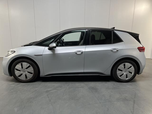 Volkswagen ID.3 Business 58 kWh / 91% SOH/ CAMERA/ PARK. SENSOREN/ TREKHAAK/ 204 PK/ IQ. LIGHT/ RIJ MODI/ KEYLESS/ STOEL-STUURVERWARM./ ADAPT. CRUISE/ APP CONNECT/ NAVI/ CLIMA/ DAB