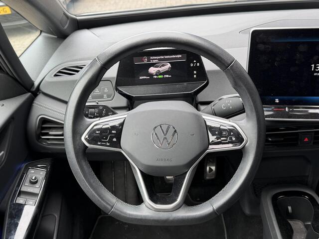 Volkswagen ID.3 Pure 52 kWh 18"/Adaptieve Cruise/Apple Carplay & Android Auto/DAB/Navigatie/Sfeerverlichting/Camera/Stuur + stoelverwarming