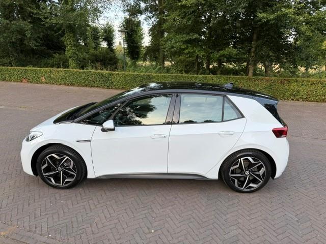 Volkswagen ID.3 Pro S 77kWh SOH 94,4/Warmtepomp/Massagestoelen/Camera/Acruise/Fabrieksgarantie