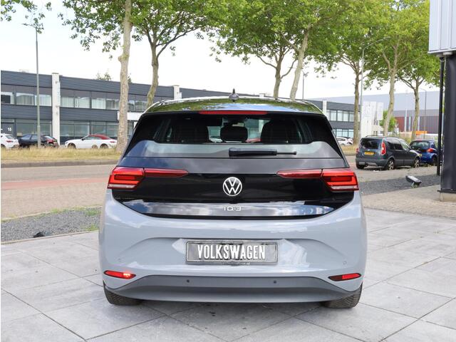 Volkswagen ID.3 Pro 58 kWh 150KW | Achteruitrijcamera | Adaptive Cruise | Keyless Go & Entry | Stoel&Stuurverwarming | 19"Inch |