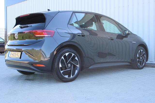Volkswagen ID.3 Pro 58 kWh | Incl. 12 maanden garantie | SOH 91% | Apple carplay/Android auto | Stoel/stuurverwarming | Standkachel | Navigatie | DAB radio | Adaptieve cruise control |