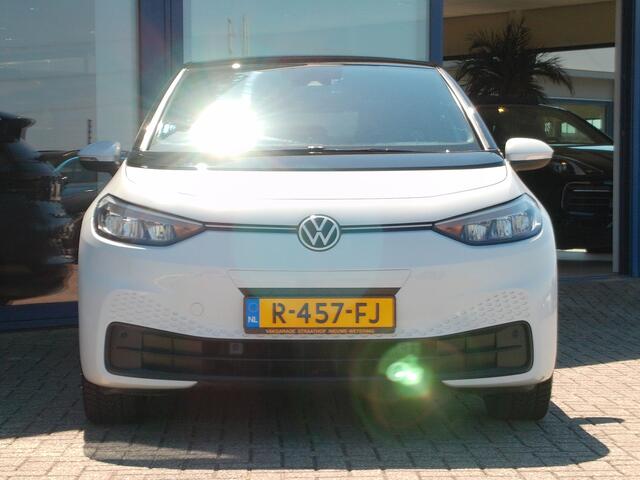 Volkswagen ID.3 Pro Edition 58 kWh, SOH 94.3 % / Carplay + Android Auto / Camera + Sensoren / Stoel + Stuurverwarming / Keyless / 20'' LMV