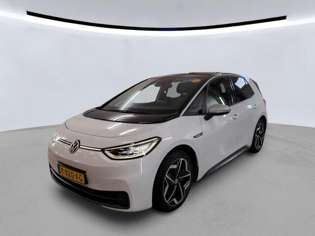 Volkswagen ID.3 First Plus 58 kWh 204pk | Camera | IQ-Light | Stoelverwarming | Navigatie