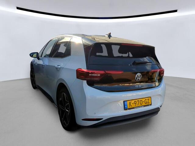 Volkswagen ID.3 First Plus 58 kWh / SOH 93%/ AUTOMAAT/ STANDKACHEL/ NAVI/ CRUISE/ PRAK. SENSOREN + CAMERA/ MULTIMEDIA/19" LMV