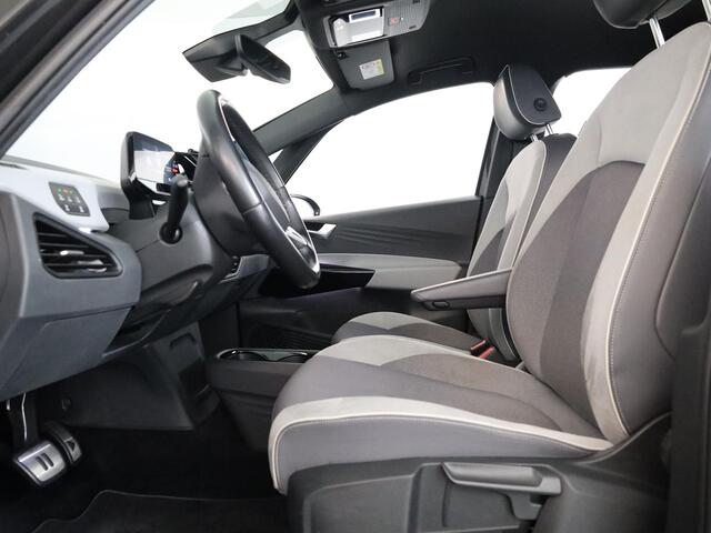 Volkswagen ID.3 First Plus 58 kWh 204 pk | Navigatie | Parkeersensoren | Achteruitrijcamera | Matrix LED koplampen | Apple Carplay/Android Auto | Keyless |