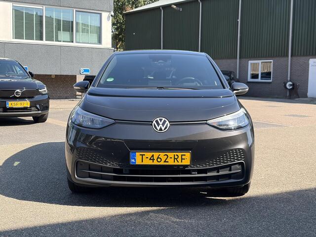 Volkswagen ID.3 Pro Edition Advantage 58 kWh 25.000 NAP | ORIGINEEL NL AUTO | VOLKSWAGEN DEALER ONDERHOUDEN | STOEL + STUURWIELVERWARMING | CAMERA | PDC | ADAPTIVE CRUISE | RIJKLAAR GELEVERD MET 12 MND BOVAG GARANTIE