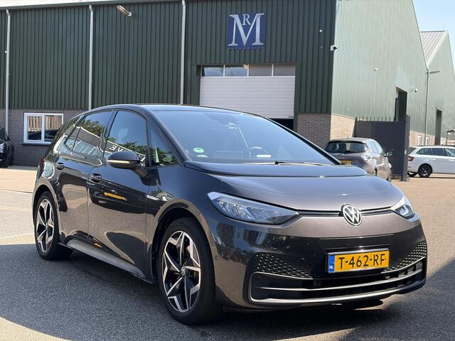 Volkswagen ID.3 Pro Edition Advantage 58 kWh 25.000 NAP | ORIGINEEL NL AUTO | VOLKSWAGEN DEALER ONDERHOUDEN | STOEL + STUURWIELVERWARMING | CAMERA | PDC | ADAPTIVE CRUISE | RIJKLAAR GELEVERD MET 12 MND BOVAG GARANTIE