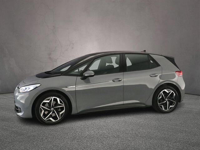 Volkswagen ID.3 Pro 145pk Automaat Adaptive cruise control, Navigatie, Achteruitrijcamera, Stoelverwarming, Parkeersensoren, Stuurwiel verwarmd, LED koplampen