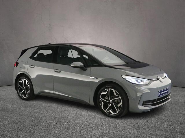 Volkswagen ID.3 Pro 145pk Automaat Adaptive cruise control, Navigatie, Achteruitrijcamera, Stoelverwarming, Parkeersensoren, Stuurwiel verwarmd, LED koplampen