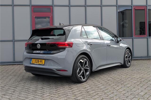 Volkswagen ID.3 Pure 45kWh SOH 91% Apple CarPlay / Android Auto