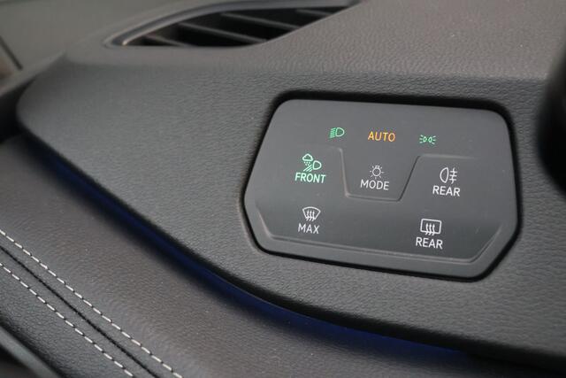 Volkswagen ID.3 Pro 58 kWh Facelift/Pano/IQ.Light/ACC/Camera/Navi/Keyless/Warmtepomp/19"
