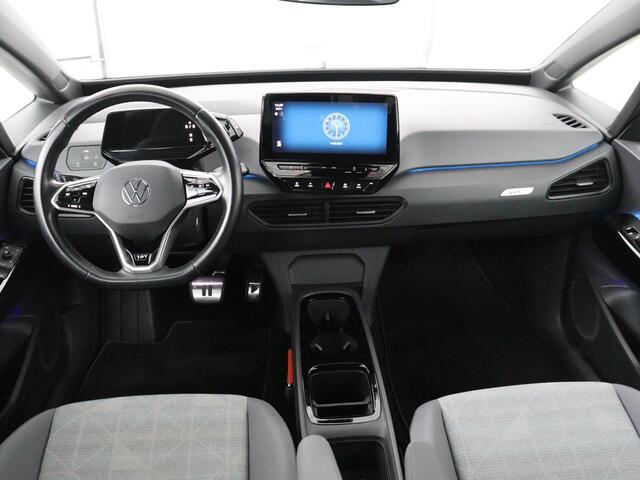 Volkswagen ID.3 First 58 kWh | SOH 92,5% | Stuur/stoel verwarming | Cruise control | Carplay | Navigatie | Sfeerverlichting | Park assist | EV