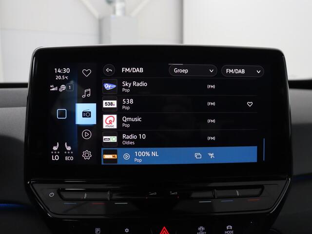 Volkswagen ID.3 First 58 kWh | SOH 92,5% | Stuur/stoel verwarming | Cruise control | Carplay | Navigatie | Sfeerverlichting | Park assist | EV