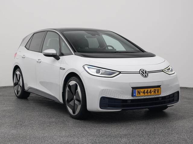 Volkswagen ID.3 First Plus 58 kWh | CAMERA | ADAPTIVE | STOEL- EN STUURVERW.
