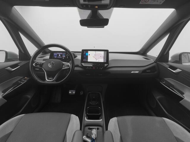 Volkswagen ID.3 First Plus 58 kWh | CAMERA | ADAPTIVE | STOEL- EN STUURVERW.