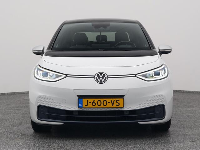 Volkswagen ID.3 First Plus 58 kWh | CAMERA | ADAPTIVE | STOEL- EN STUURVERW.