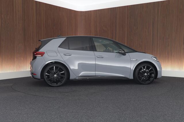 Volkswagen ID.3 First Plus 204pk 58 kWh Camera Stoelverwarming Dynamisch LED Keyless Navigatie