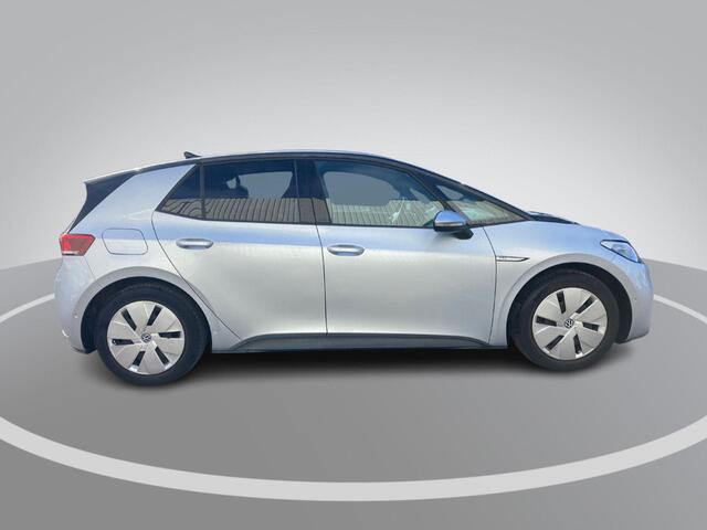 Volkswagen ID.3 Pro Edition 58 kWh 150kW/204PK · Navigatie · Stoel- & stuurverwarming · Camera + Parkeersensoren