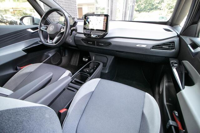 Volkswagen ID.3 First Plus 58 kWh | Fase 3 | Camera | 19" LMV |SOH 84% |
