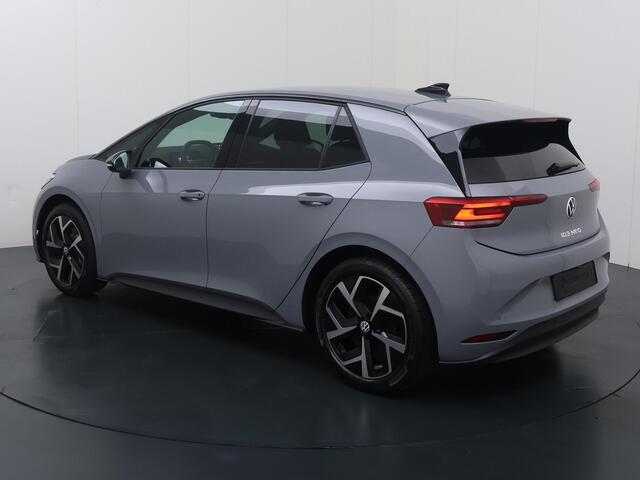 Volkswagen ID.3 Neo Life 50 kWh accu 125 kW / 170 PK Hatchback | Steunhaak | Navigatie Innovision Pro Max | Comfort pakket |