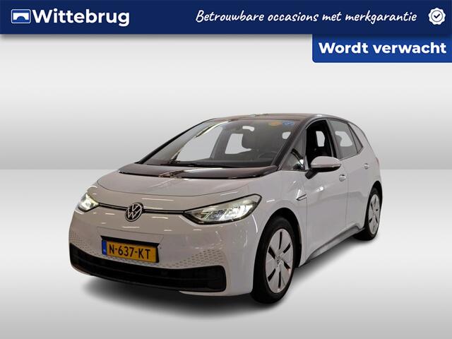 Volkswagen ID.3 Pro 58 kWh Comfort Multimedia Automaat / App-connect / Navigatiesysteem / Parkeersensoren / Zwart dak / LED / Stoelverwarming trans