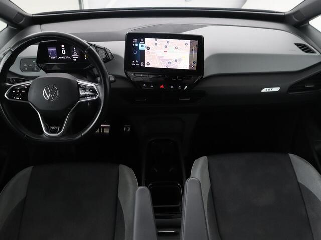 Volkswagen ID.3 First Plus 58 kWh | SOH 91,4% | Camera | LED | Stoelverwarming | LM-Velgen |
